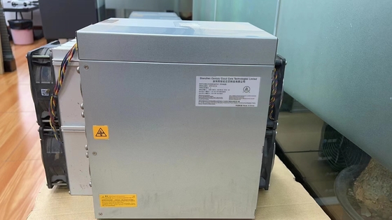 Mano Antminer 3250W de Asic Bitmain Antminer S19 95T segundo